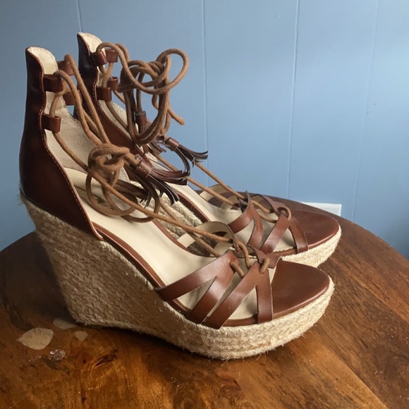 Guess Tan Leather Espadrilles 9.5 - Picture 4 of 7